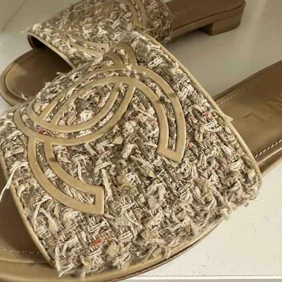 Chanel Sandals women’s size 8.5 - Picture 4 of 5